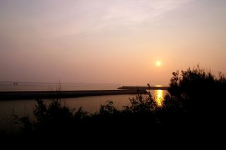 夕陽與通梁碼頭