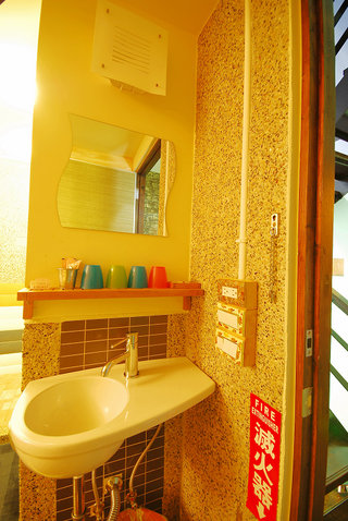 房間衛浴的壁磚都是西班牙或日本進口的高級品