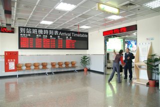 台南機場到站乘客出口