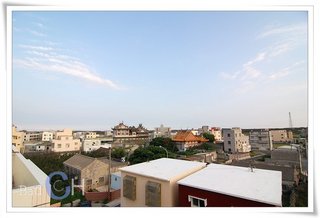 海舍二館頂樓可挑望鎖港景色