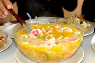 經費有限的可以到巧廚樓單點這份吃到飽也很滿足
