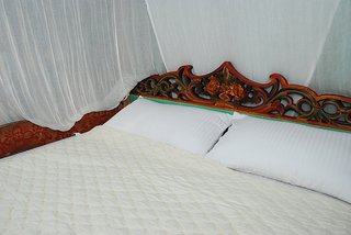 好睡的枕頭與浪漫的布幔