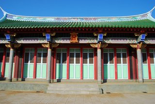 中堂兩側的書堂供學子讀書