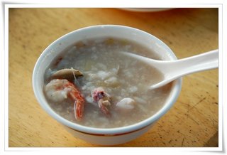 料多味美的海鮮粥