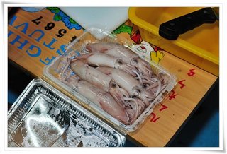 川燙好要作小管沙拉給大家吃:P
