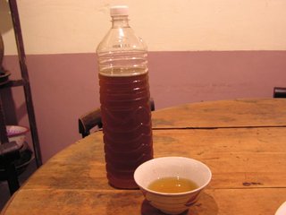 花菜干免費提供客人暢飲的風茹茶，炎炎夏日喝起來特別解口鎮暑