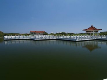 雙湖園九如橋全景，好強的偏光鏡啊，這裡的湖水其實沒有那麼藍啦
